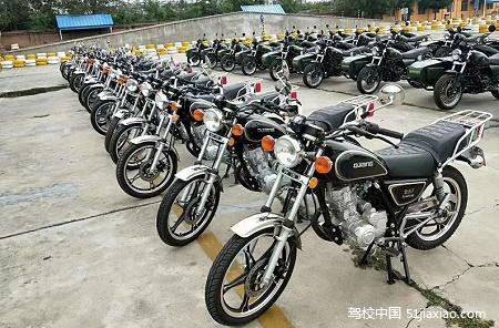 葫芦岛学摩托车驾校